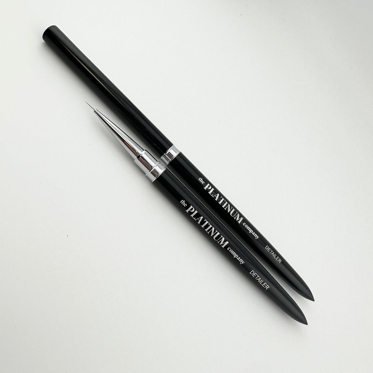Platinum Detailer Brush (with lid)